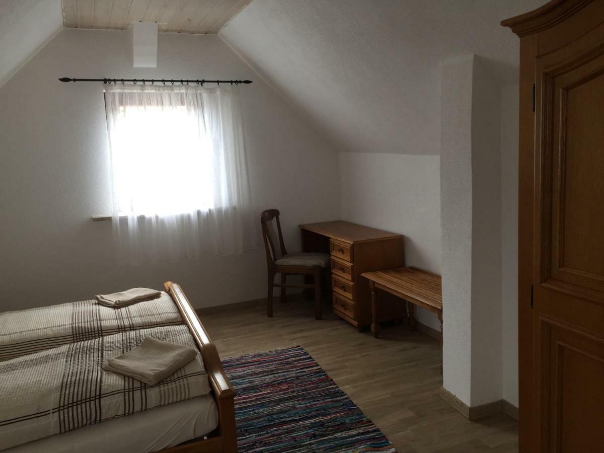 Gasthof Roessle Ochsenwang Bissingen an der Teck Eksteriør billede